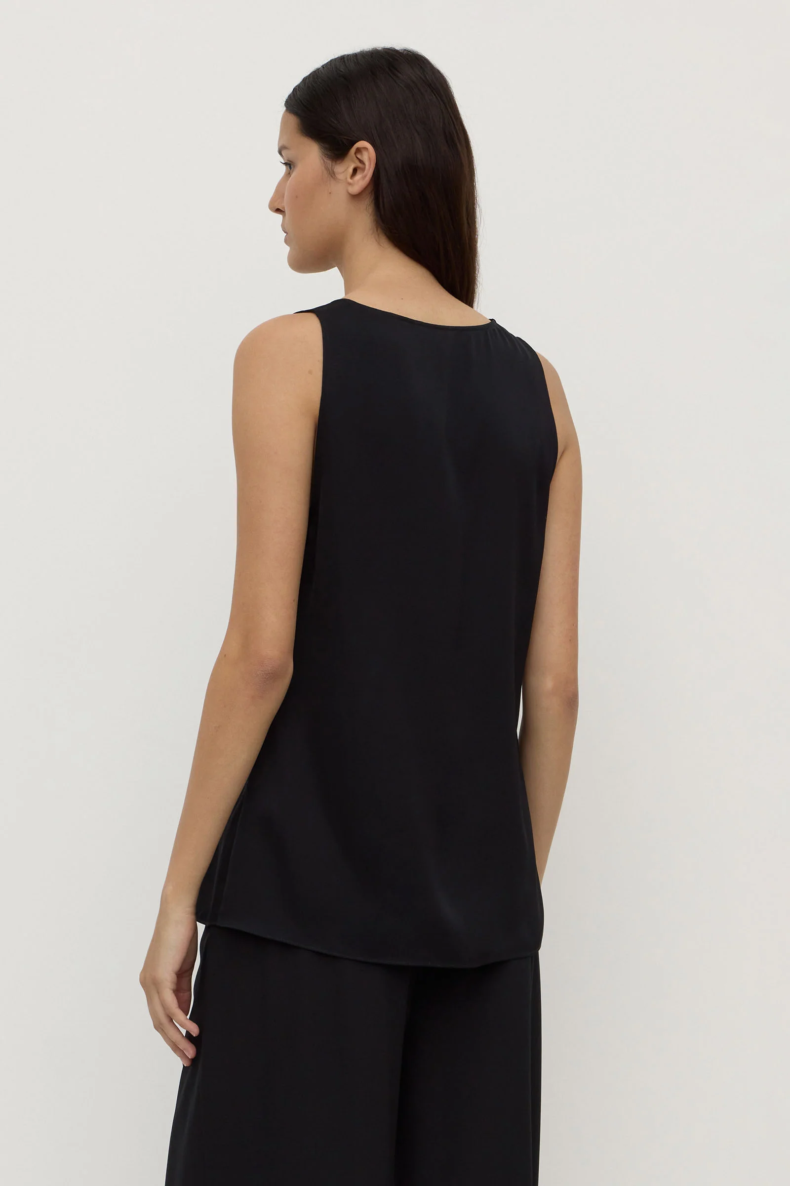 Amaris Silk Tank - Image 6
