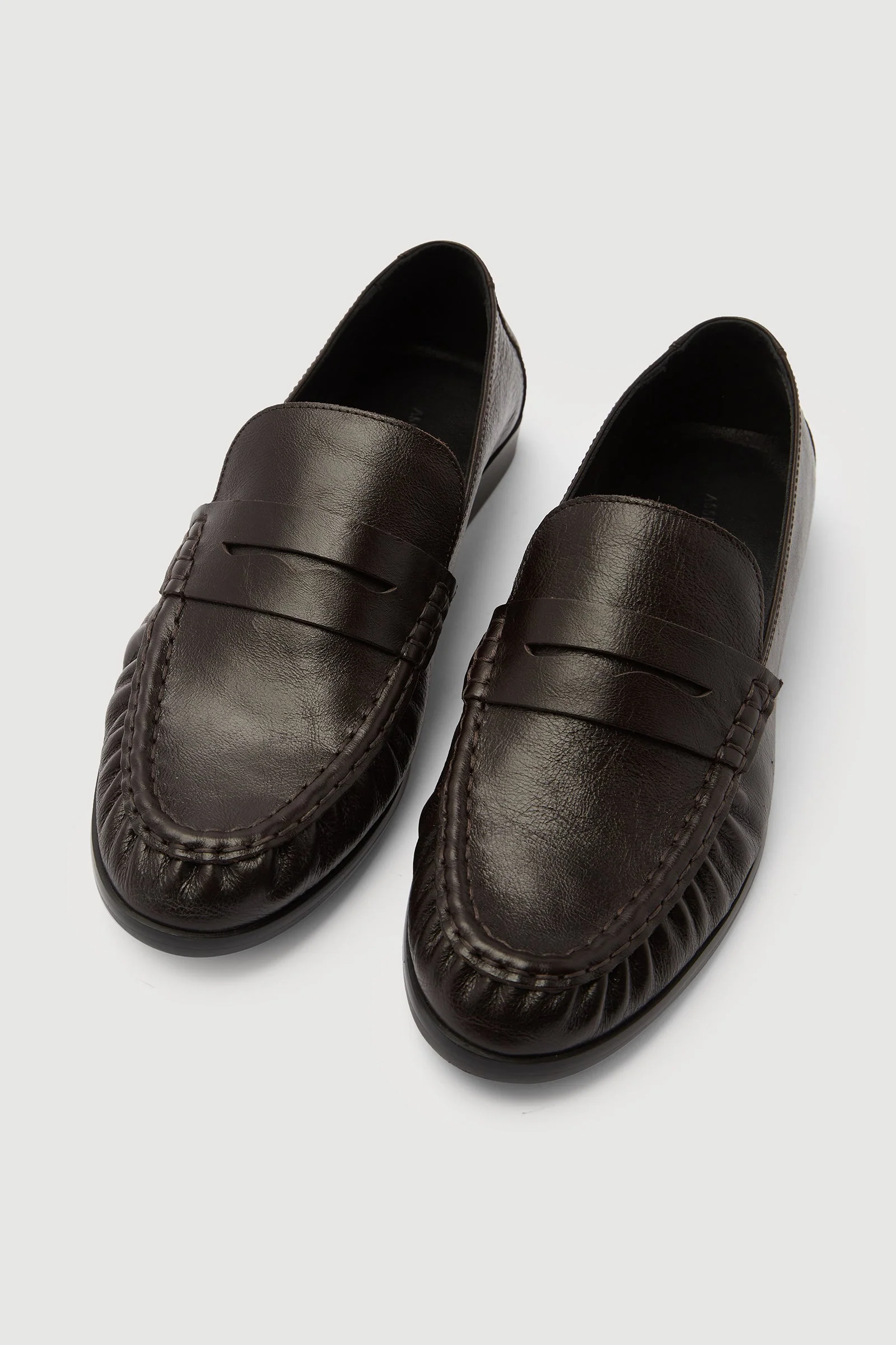 Avenue Leather Loafer - Image 3