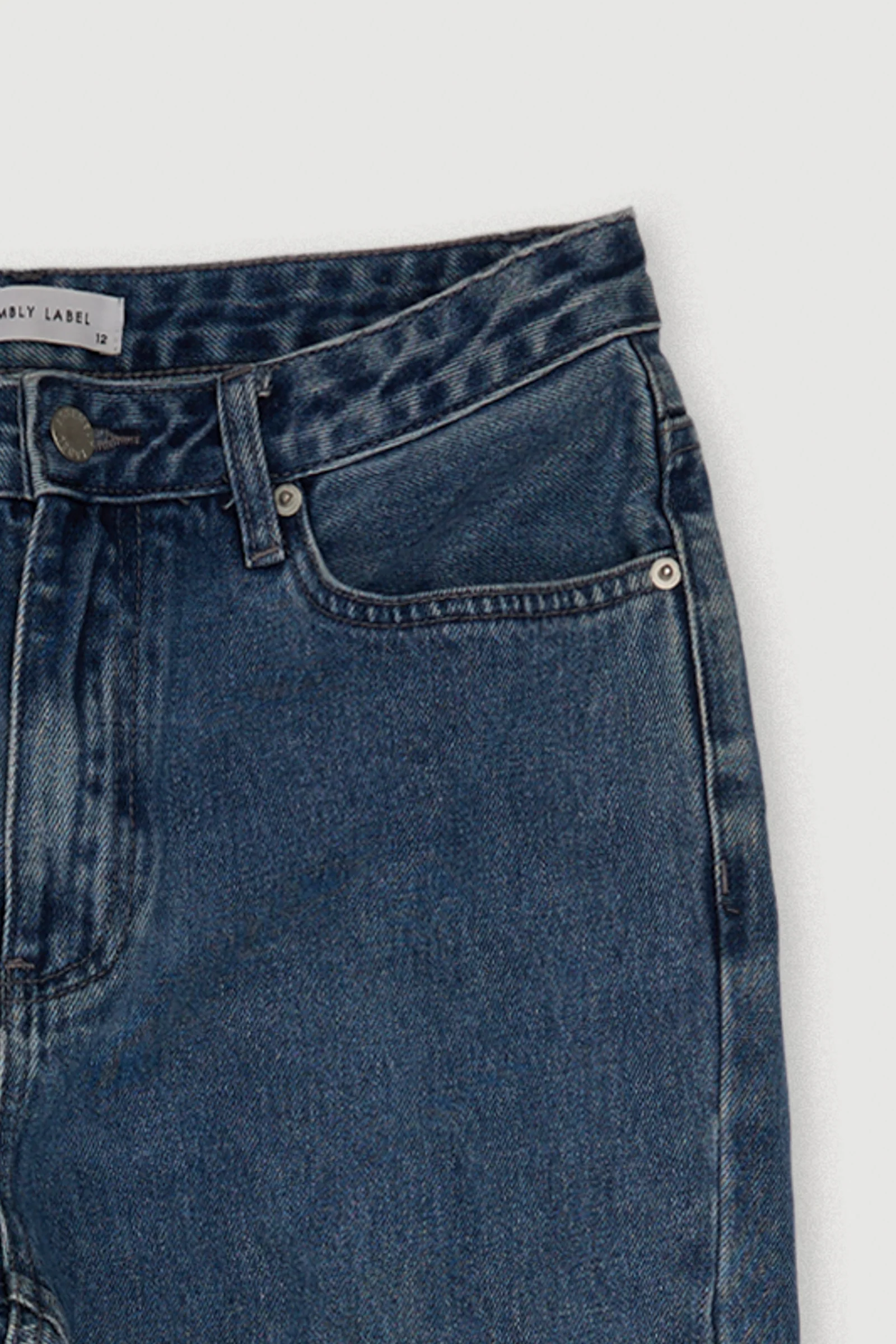 Re-Worn Womens Denim Jean - Image 2