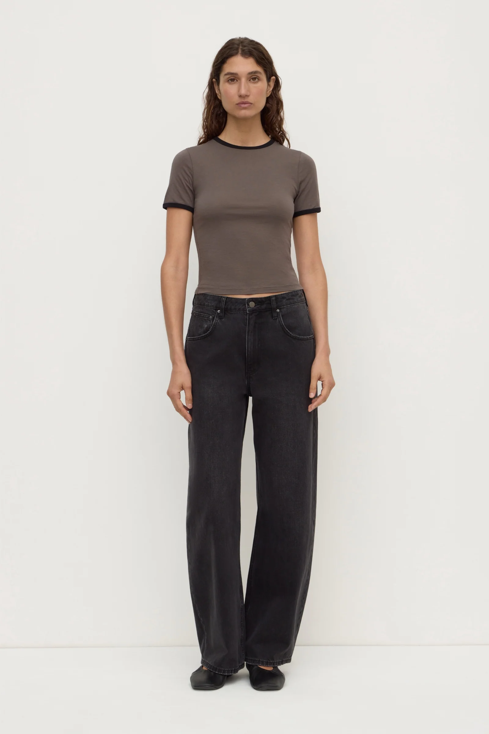 Kourt Contrast Bind Tee - Image 3