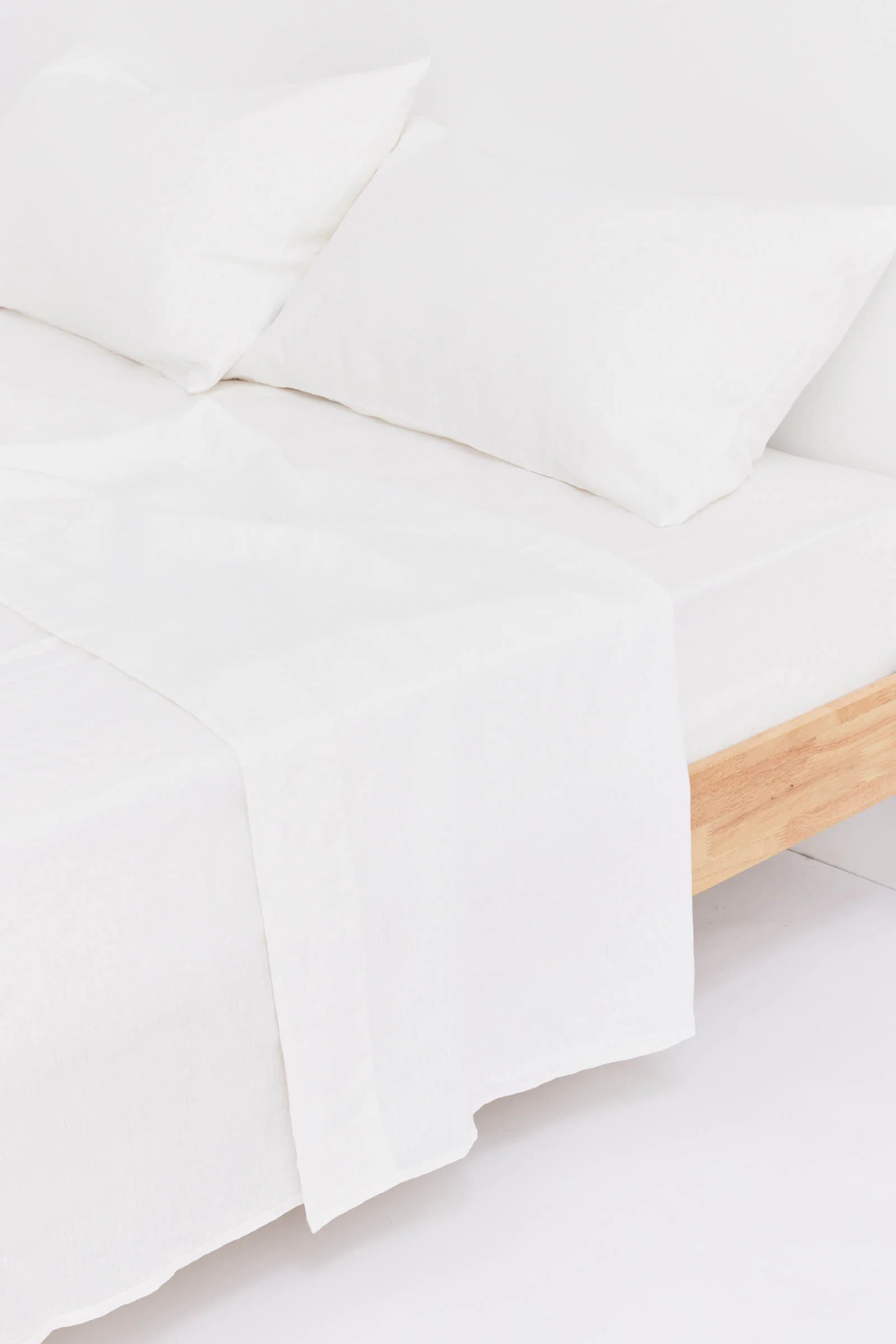 Linen Fitted Sheet - Image 3