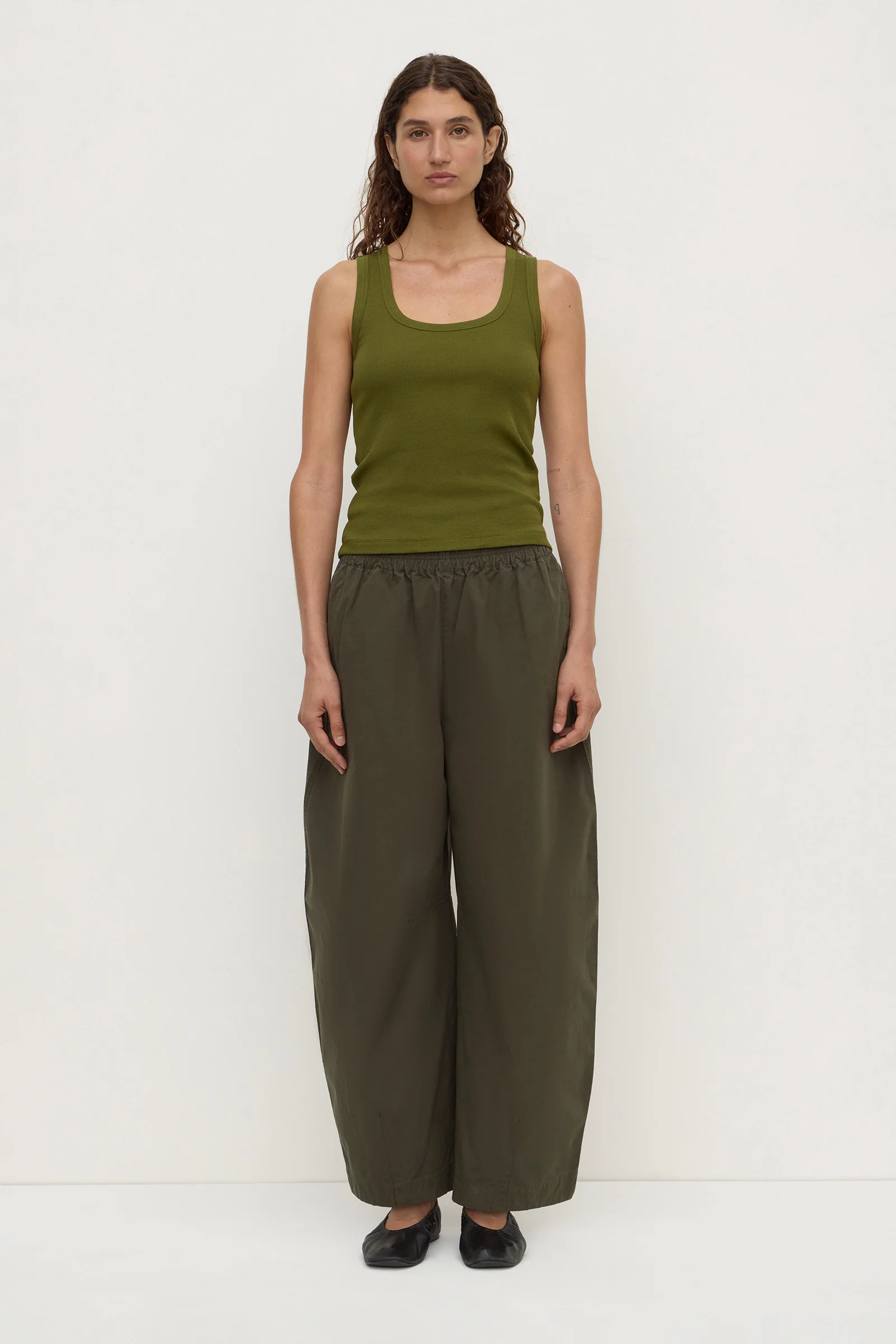 Lola Barrel Pant - Image 3