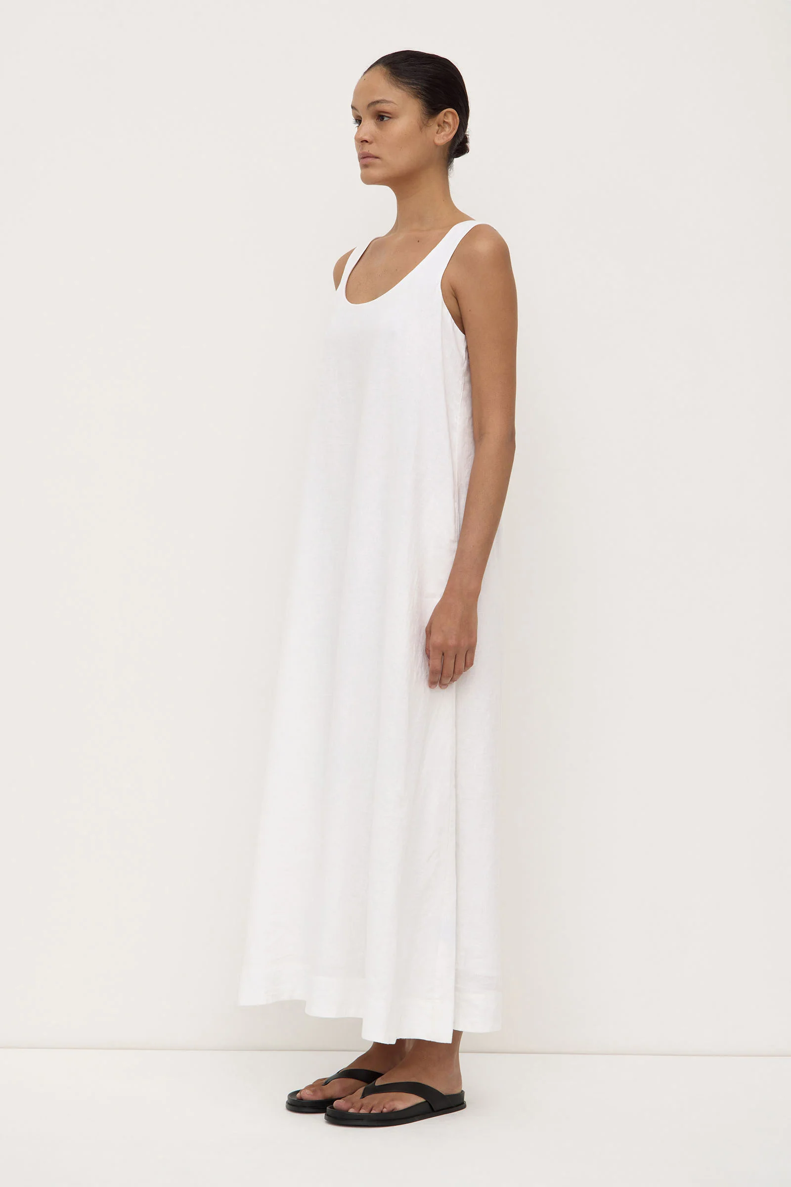 Maree Linen Maxi Dress - Image 4
