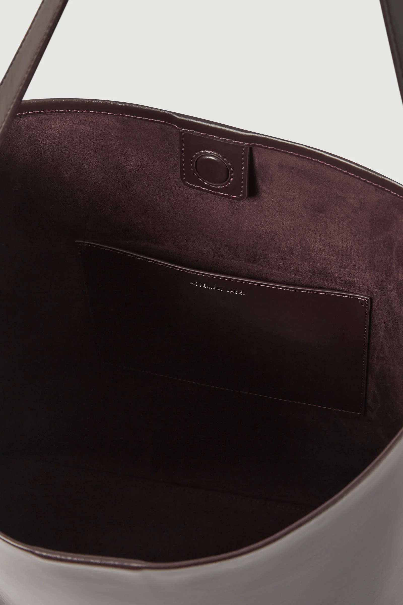 Nova Leather Shoulder Bag - Image 4