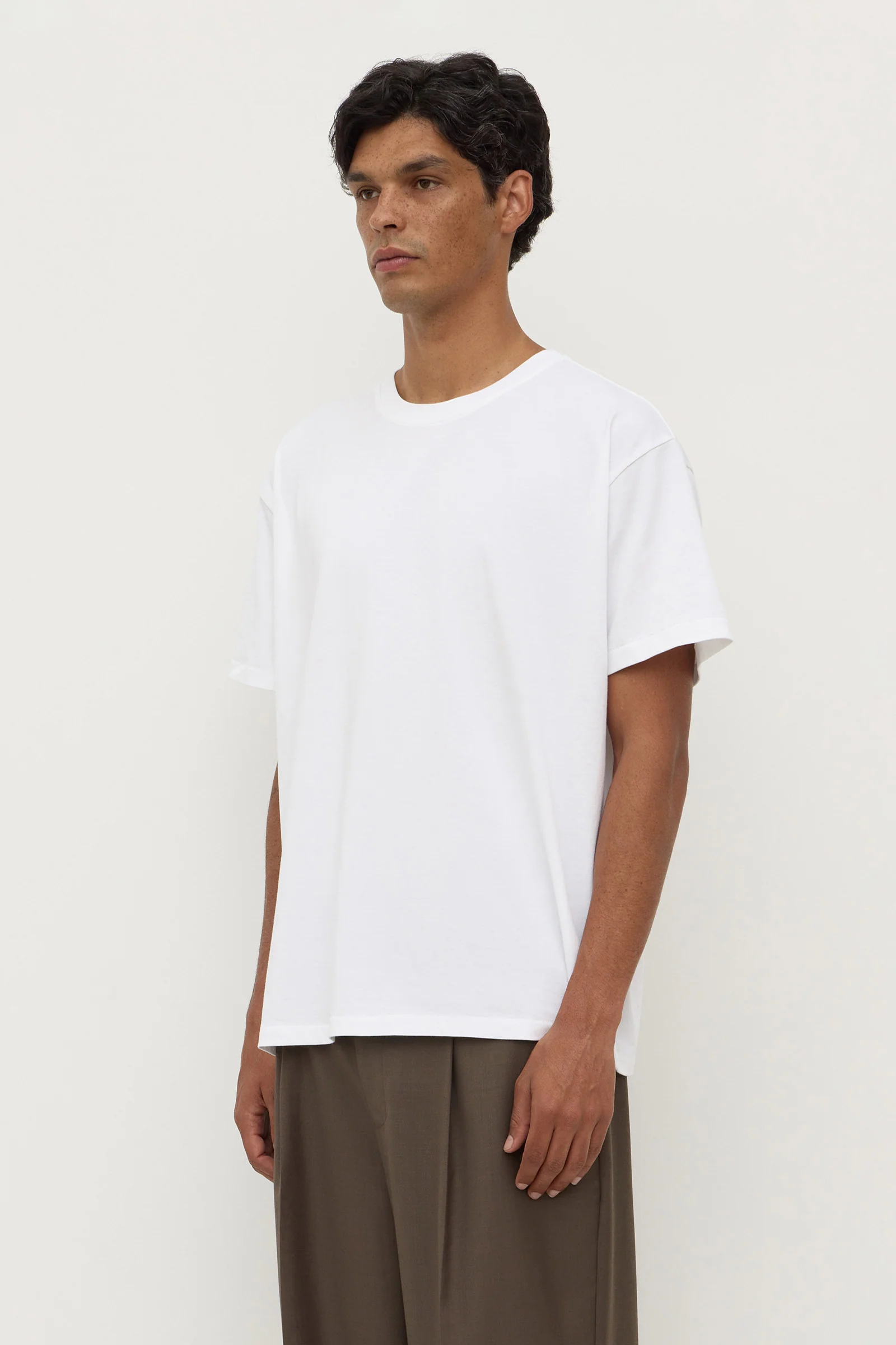 Oli Tee - Image 4