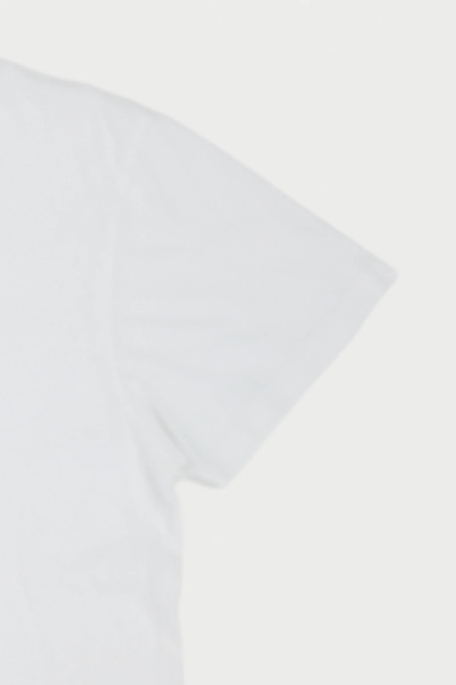 Re-Worn Womens Organic Cotton Yarn Tee - Image 2