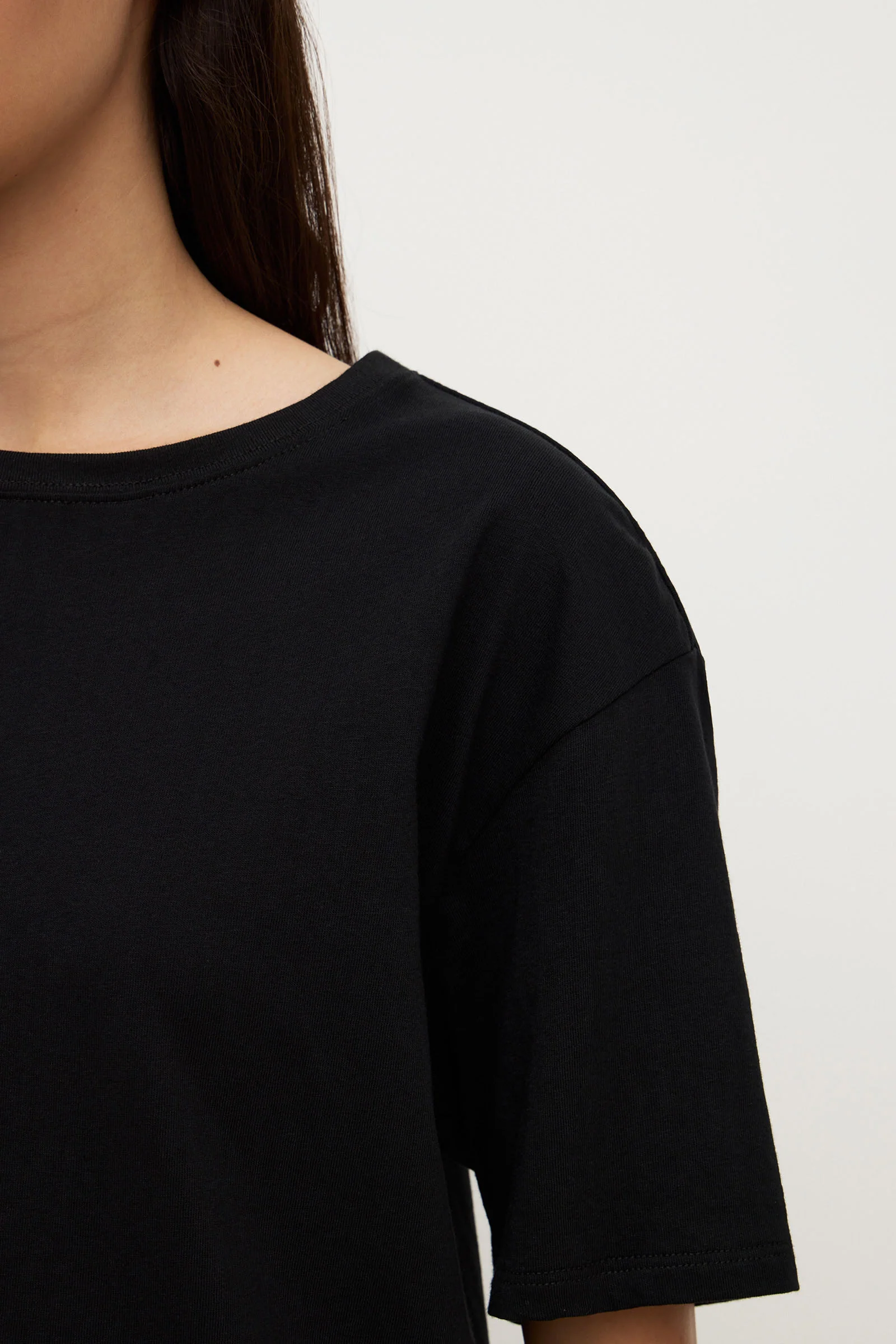 Thea Tee - Image 2